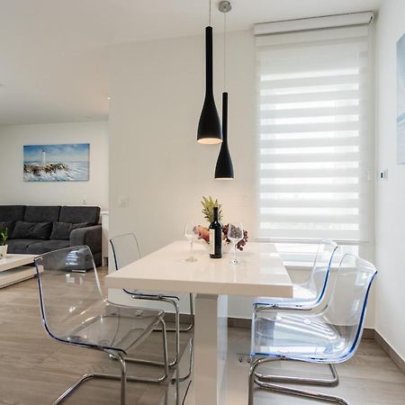 New Modern Apartment "Marjan" โปดสตรานา ภายนอก รูปภาพ