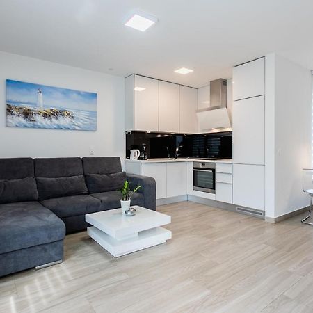 New Modern Apartment "Marjan" โปดสตรานา ภายนอก รูปภาพ
