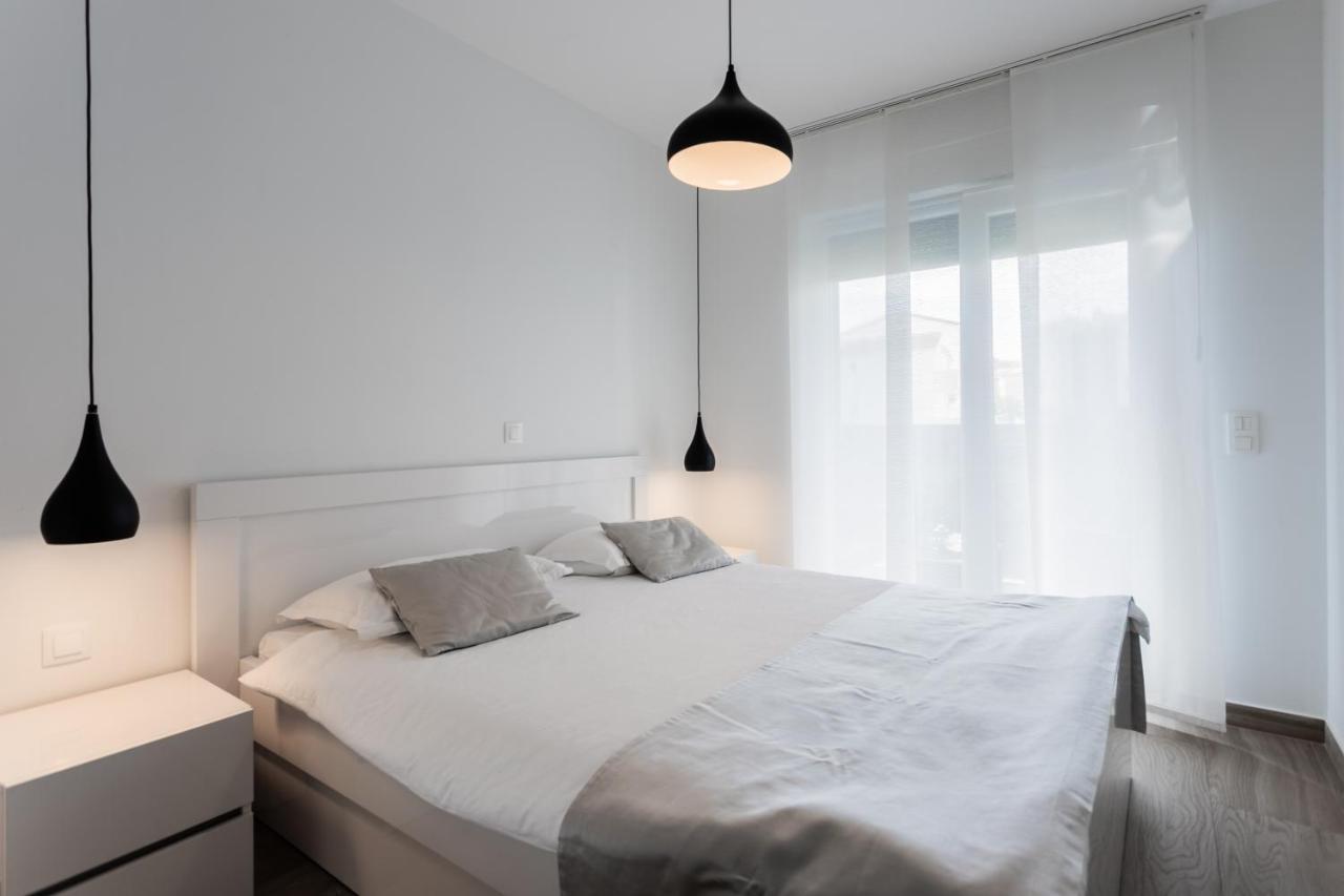 New Modern Apartment "Marjan" โปดสตรานา ภายนอก รูปภาพ