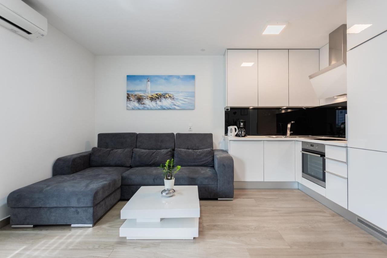 New Modern Apartment "Marjan" โปดสตรานา ภายนอก รูปภาพ