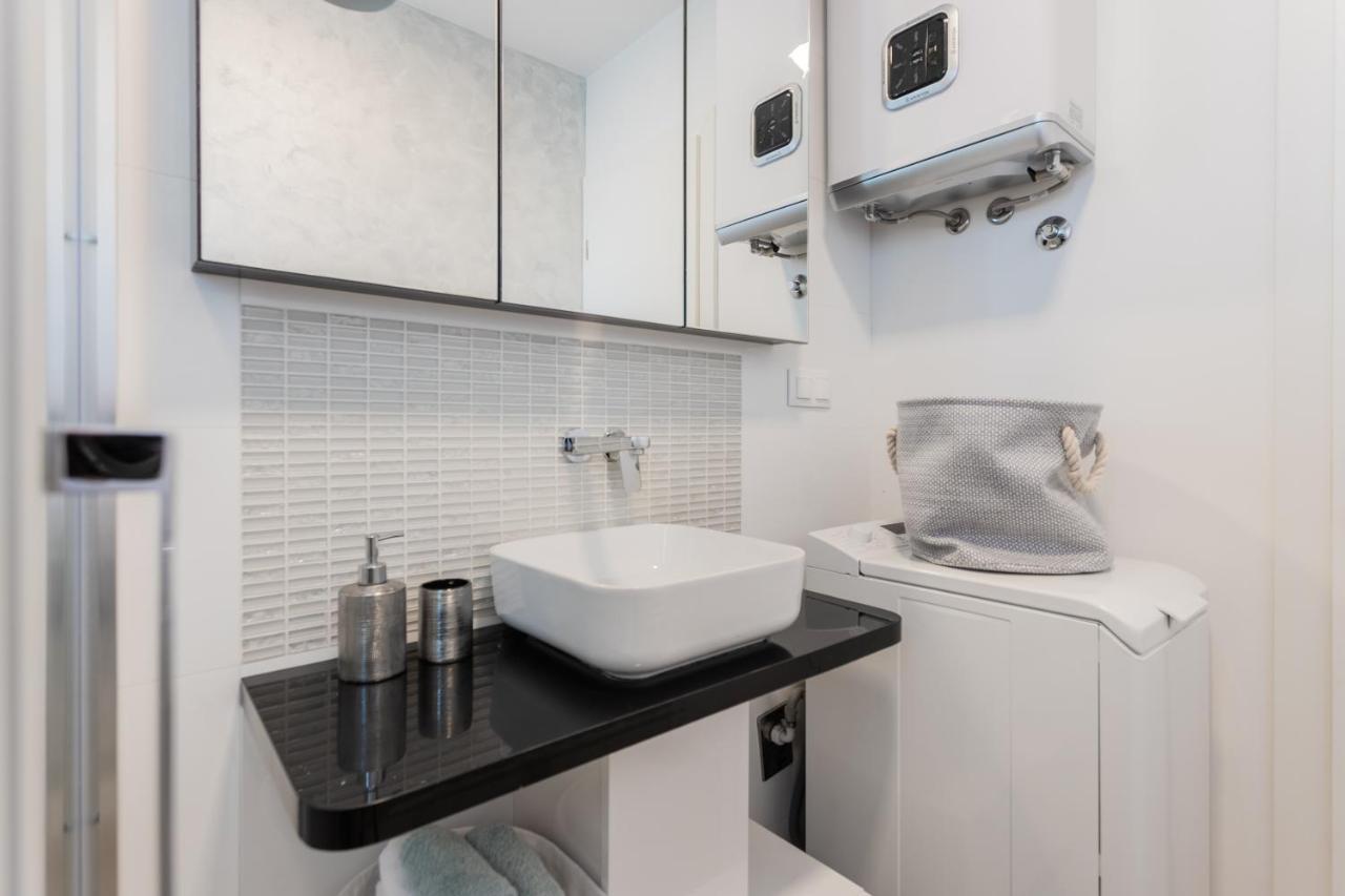 New Modern Apartment "Marjan" โปดสตรานา ภายนอก รูปภาพ