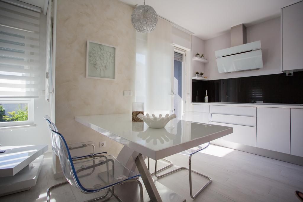 New Modern Apartment "Marjan" โปดสตรานา ภายนอก รูปภาพ